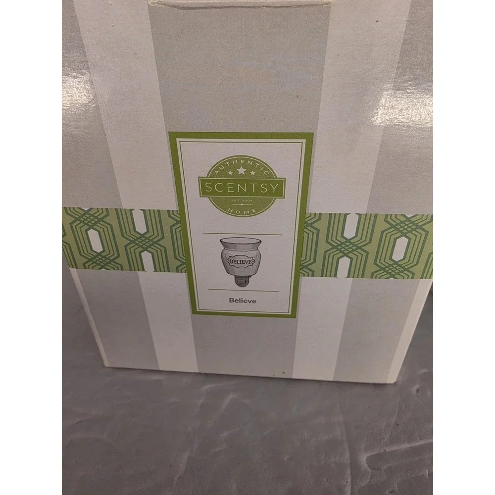 Scentsy Believe Plug In Wax Warmer Retired Discontinued 2015 Original Box